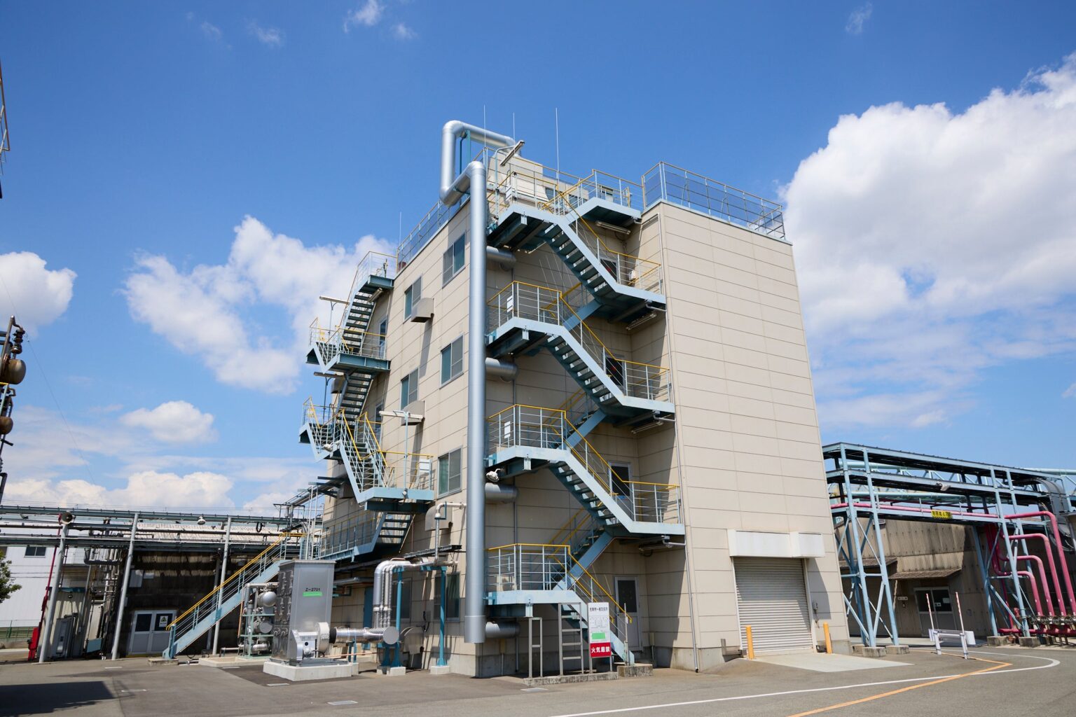 住友精化、使用済み紙おむつのSAPを再生するケミカルリサイクル設備が姫路工場で稼働