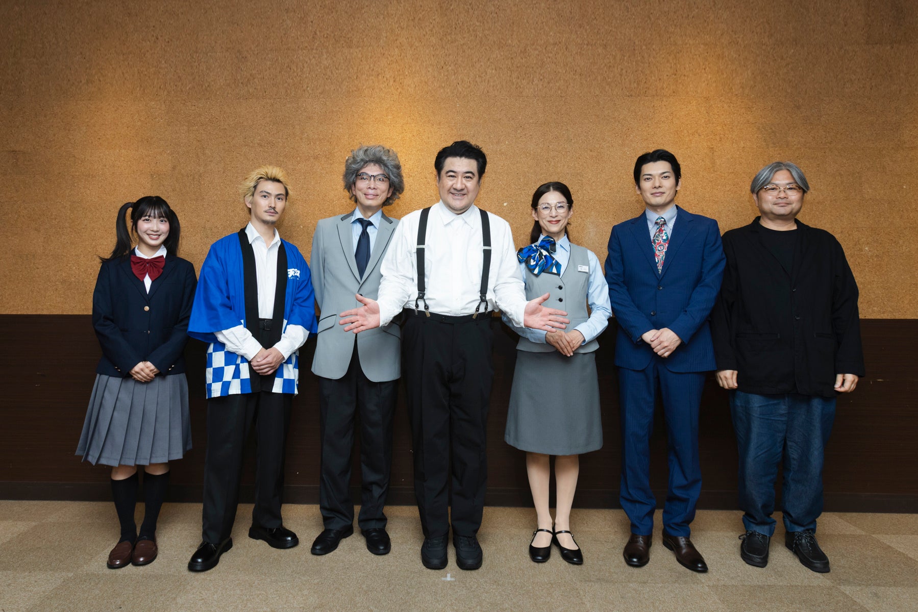 小手伸也が舞台初主演、現代版「テンペスト」『コテンペスト』下北沢で開幕