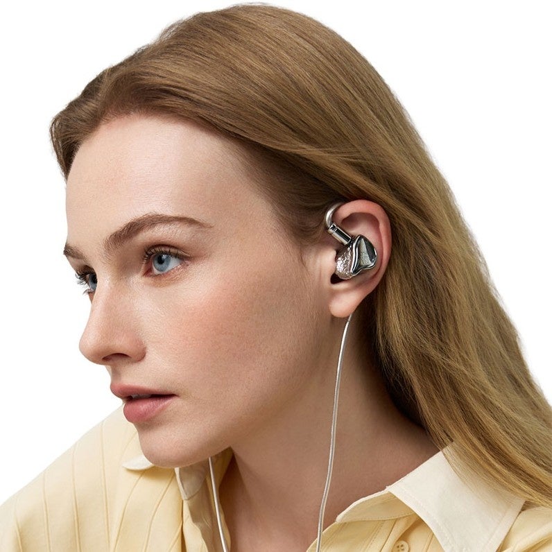伊藤屋国際、EarAcoustic Audio有線イヤホン「OSHUN-LTD」6月26日発売 2万9800円
