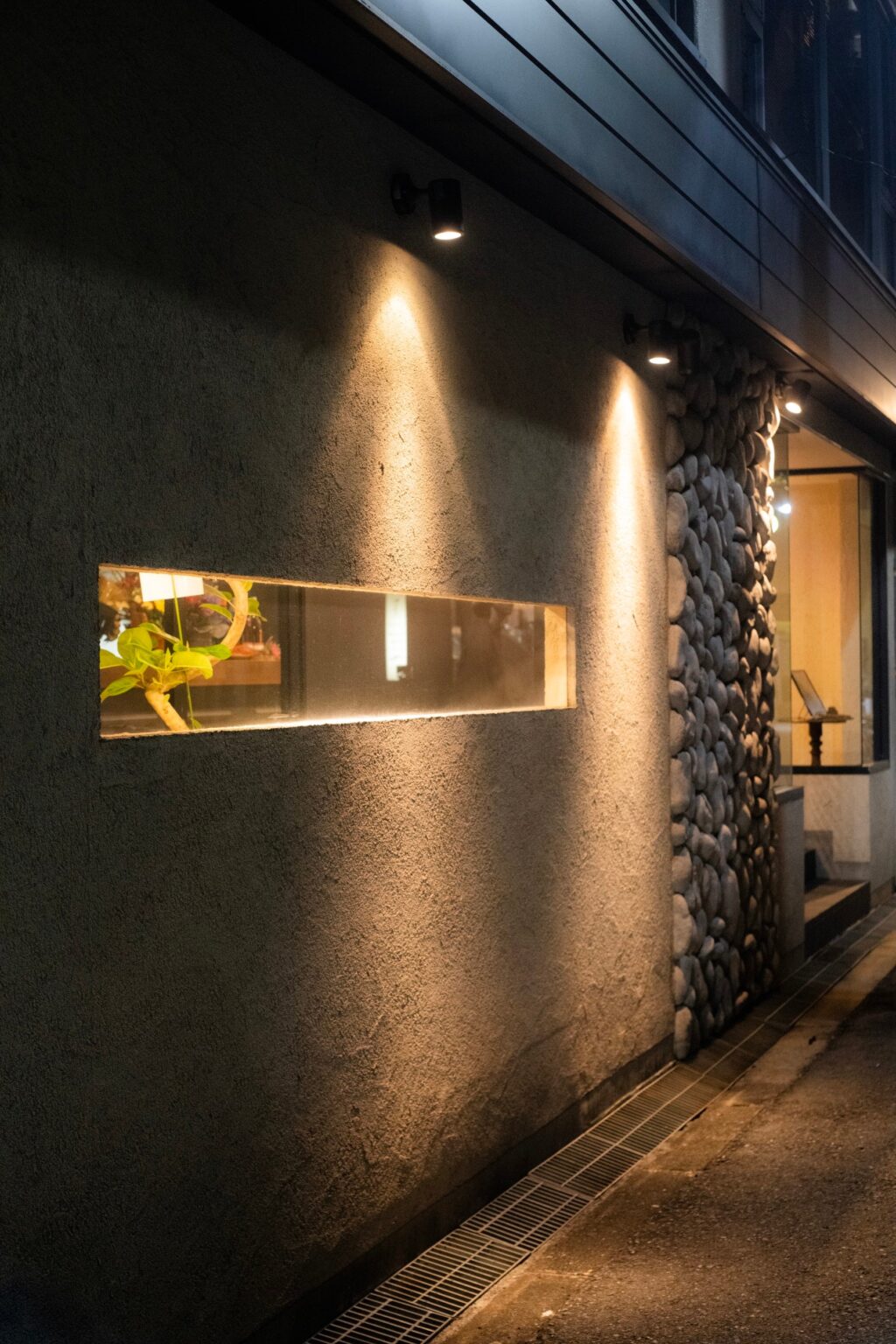 大阪・天満橋の新店フレンチ「AYTNmR」、通年でジビエ提供へ 捕獲後処分90%近い現状に料理で需要創出