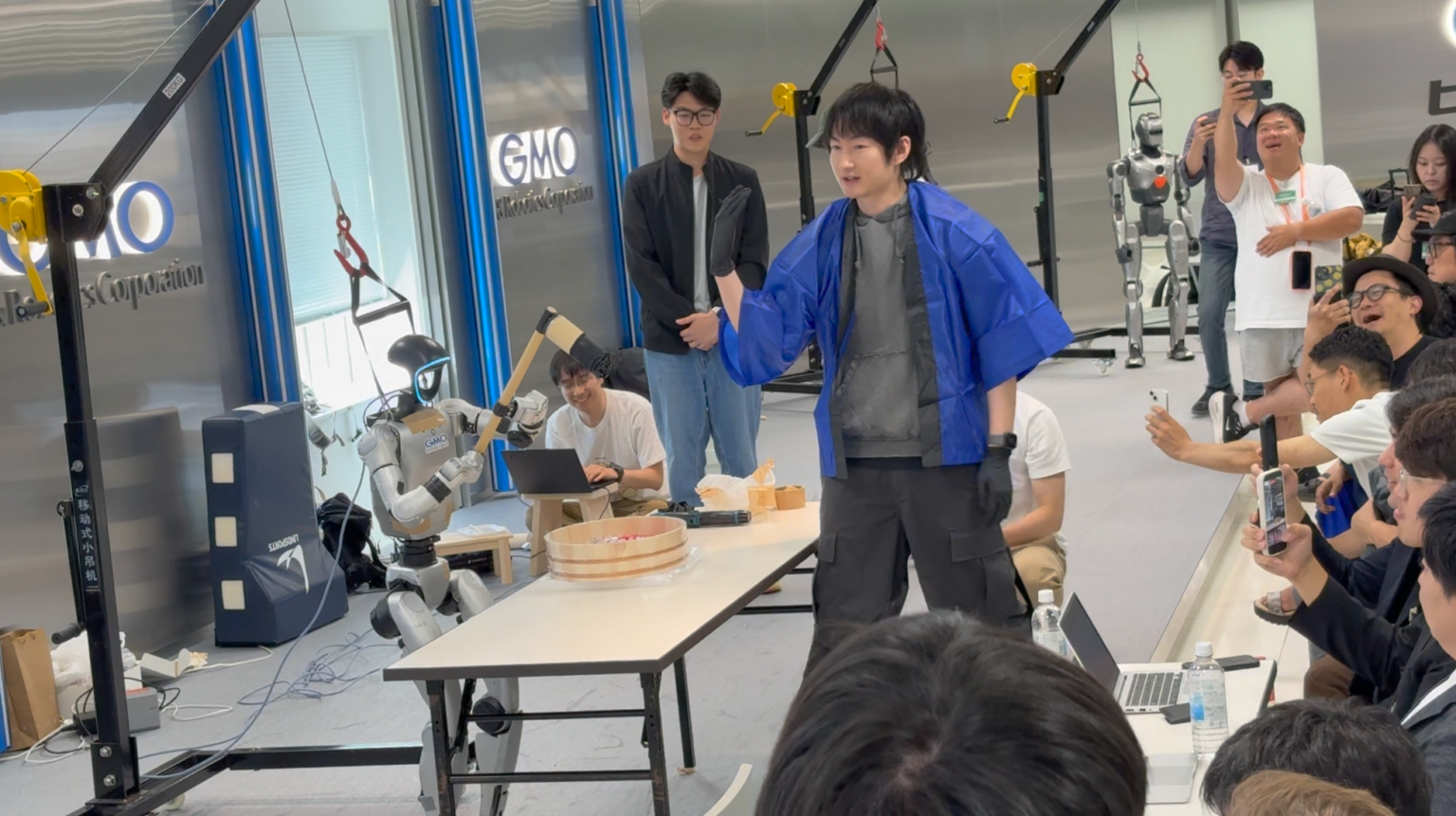餅つきで人の手を検知し安全停止、Black AIが渋谷のヒューマノイドハッカソンで優勝