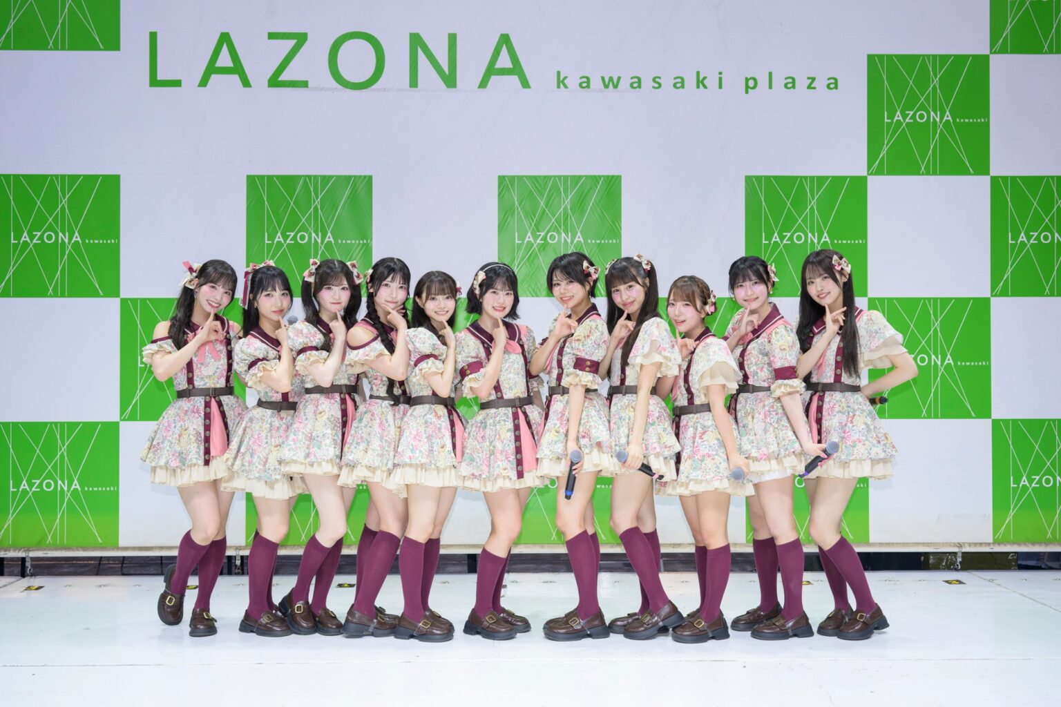 可憐なアイボリー、メジャー3rdシングル「ナイト」発売日に川崎で8曲ライブ