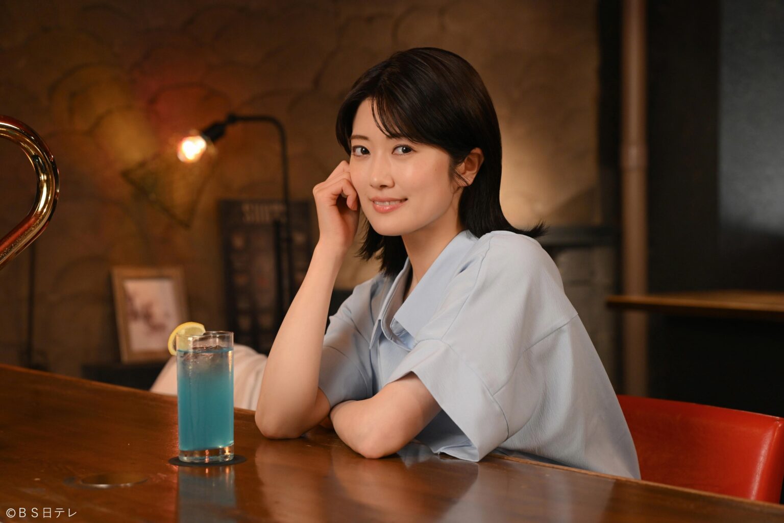 BS日テレ、5分×6週の新ミニドラマ『酒巻さんと不思議なBAR』 7月2日放送開始、主演は樋口日奈