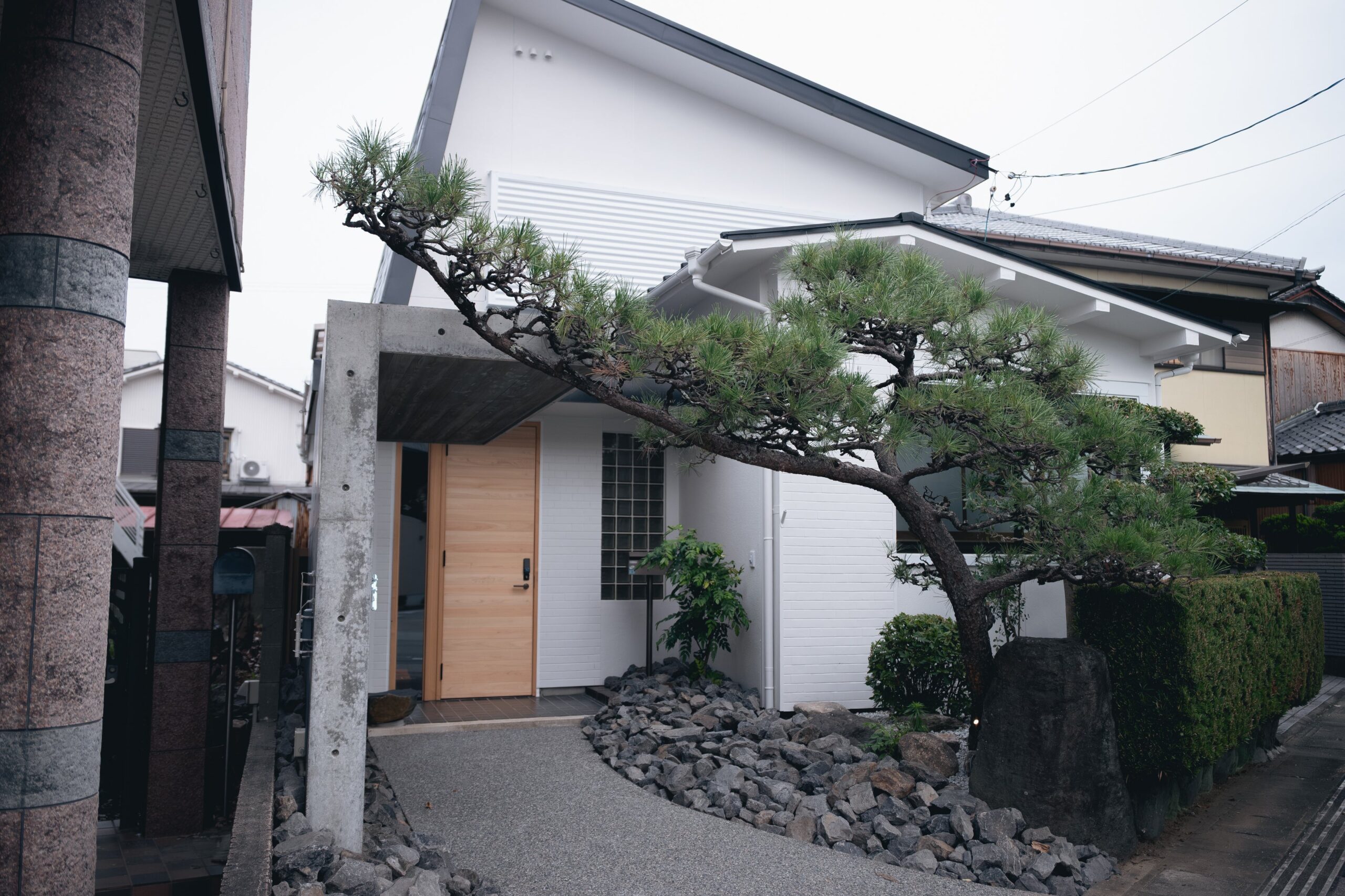伊勢のアートホテルが空き家改修の宿「別邸 斎」開業、分散型で需要増に対応 伊勢のアートホテルが空き家改修の宿「別邸 斎」開業、分散型で需要増に対応