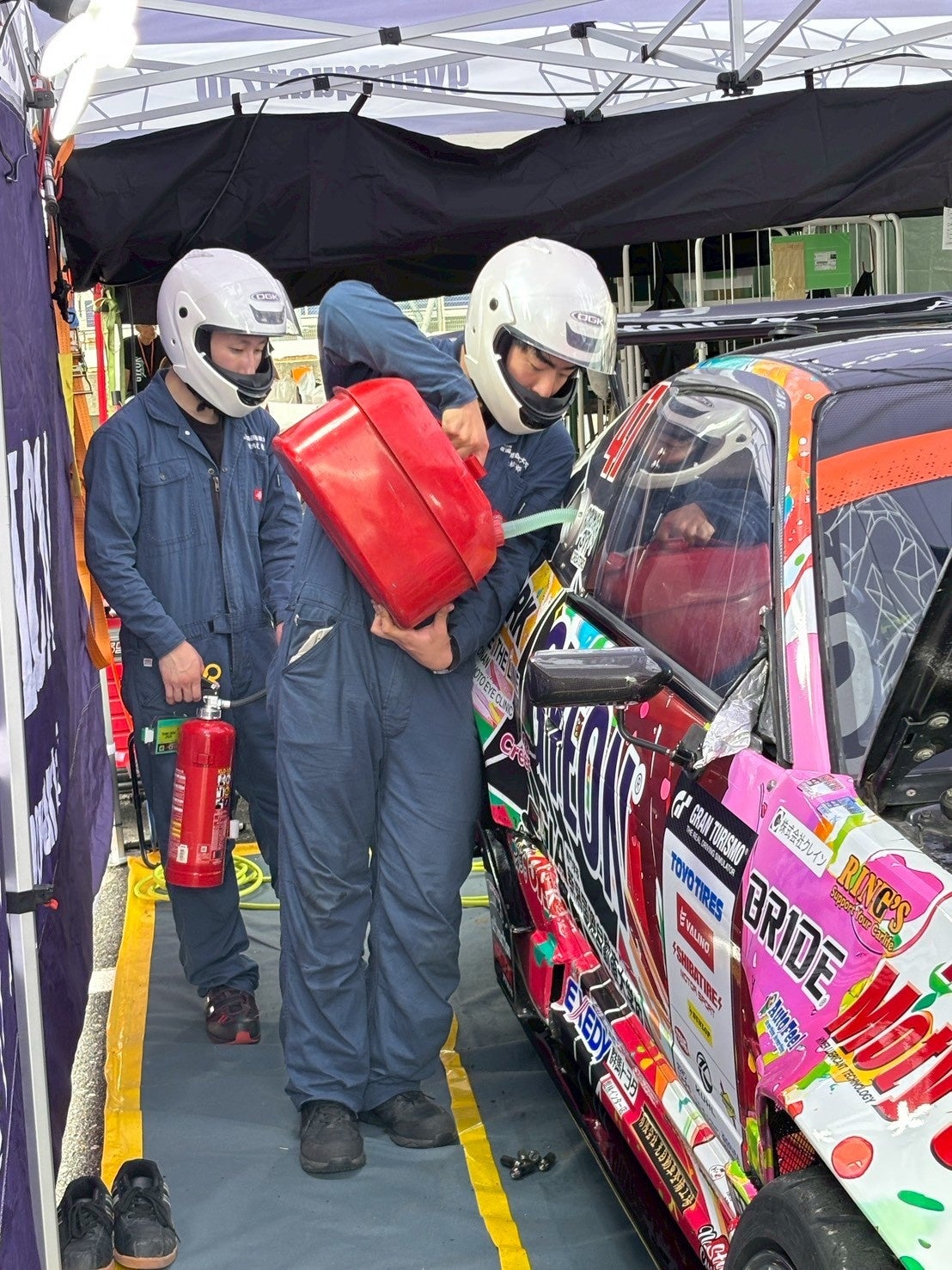 新潟国際自動車大学校の学生、D1筑波でGYEON Racingのサポートメカ参加　米内選手は第4戦総合6位