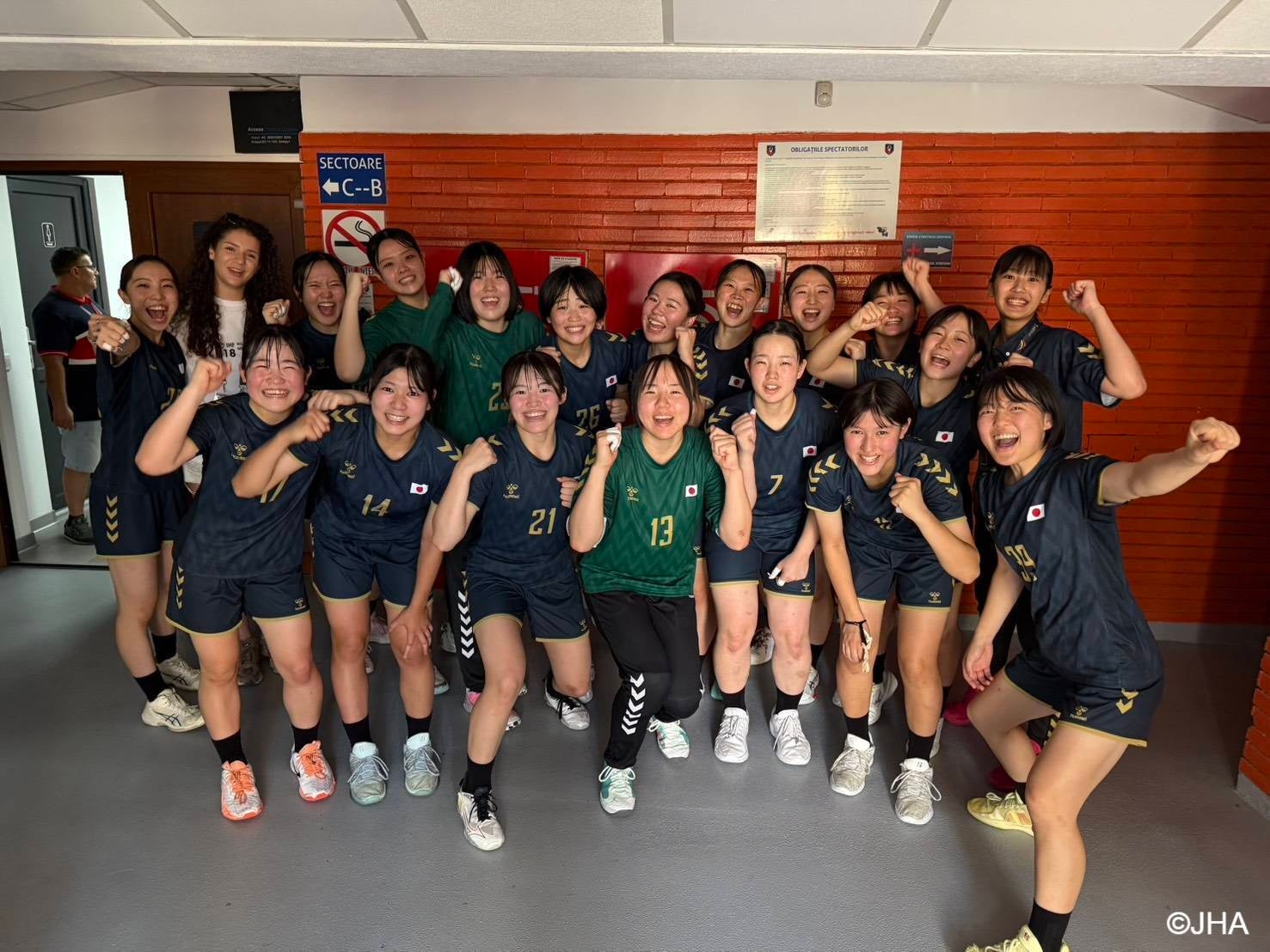 女子U-18日本、世界選手権初戦でアンゴラに39-19快勝　中筋がMVP