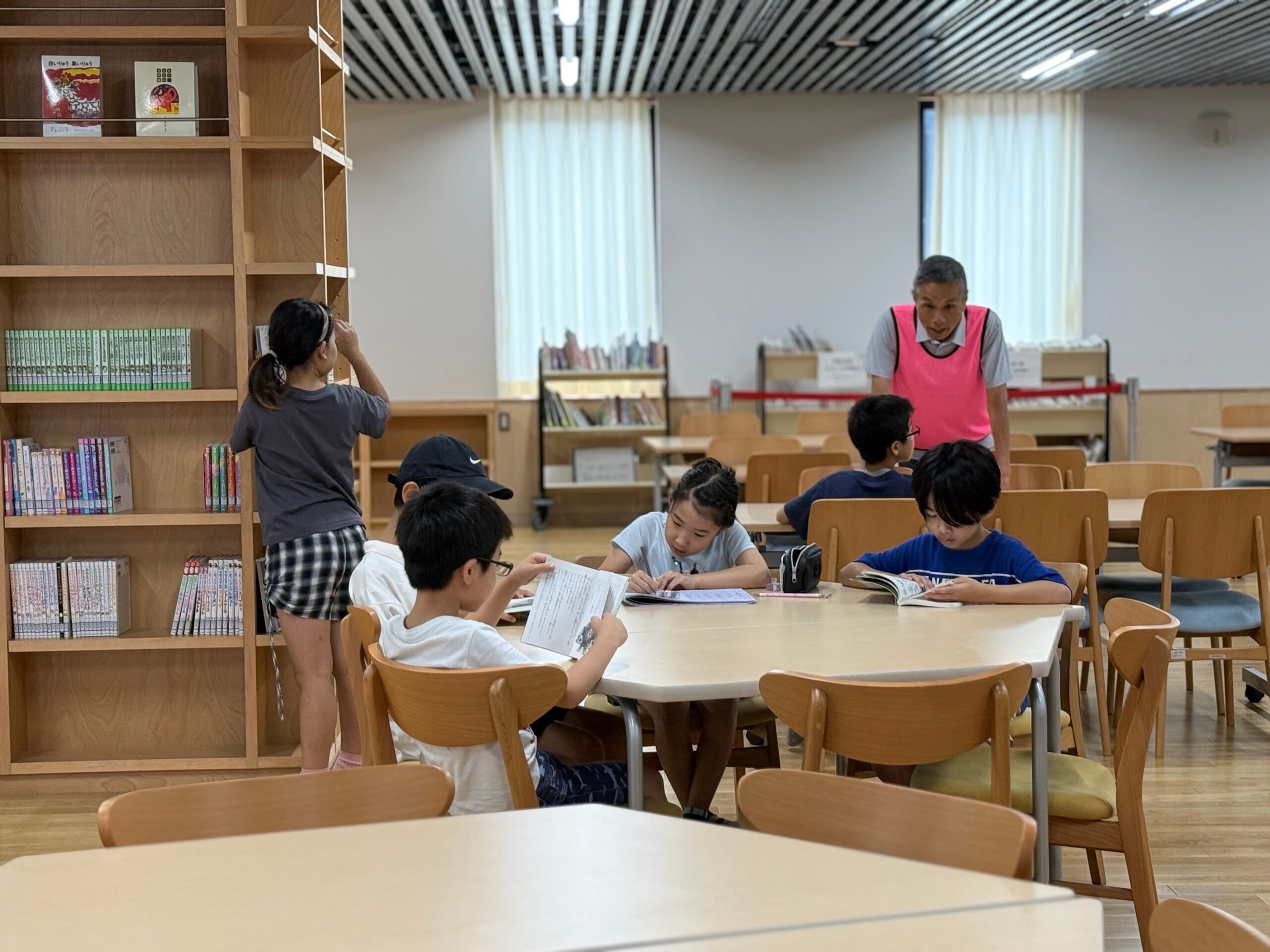 川崎市、小学校の始業前「朝の居場所」モデル事業を3校で開始　初日113人が利用
