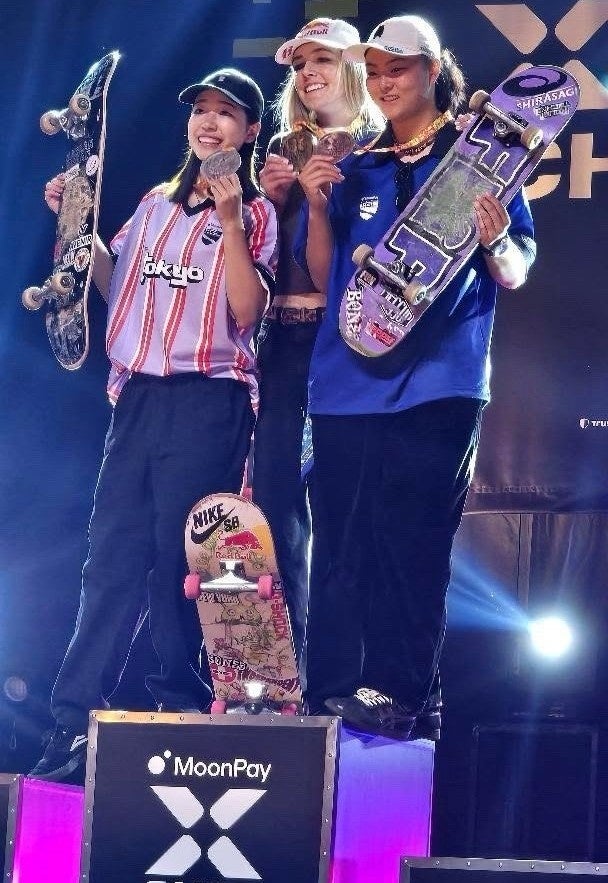 X Games Chiba 2026でSTANCE吉沢恋が銀、芝田モトが銅　定番ソックス着用で表彰台