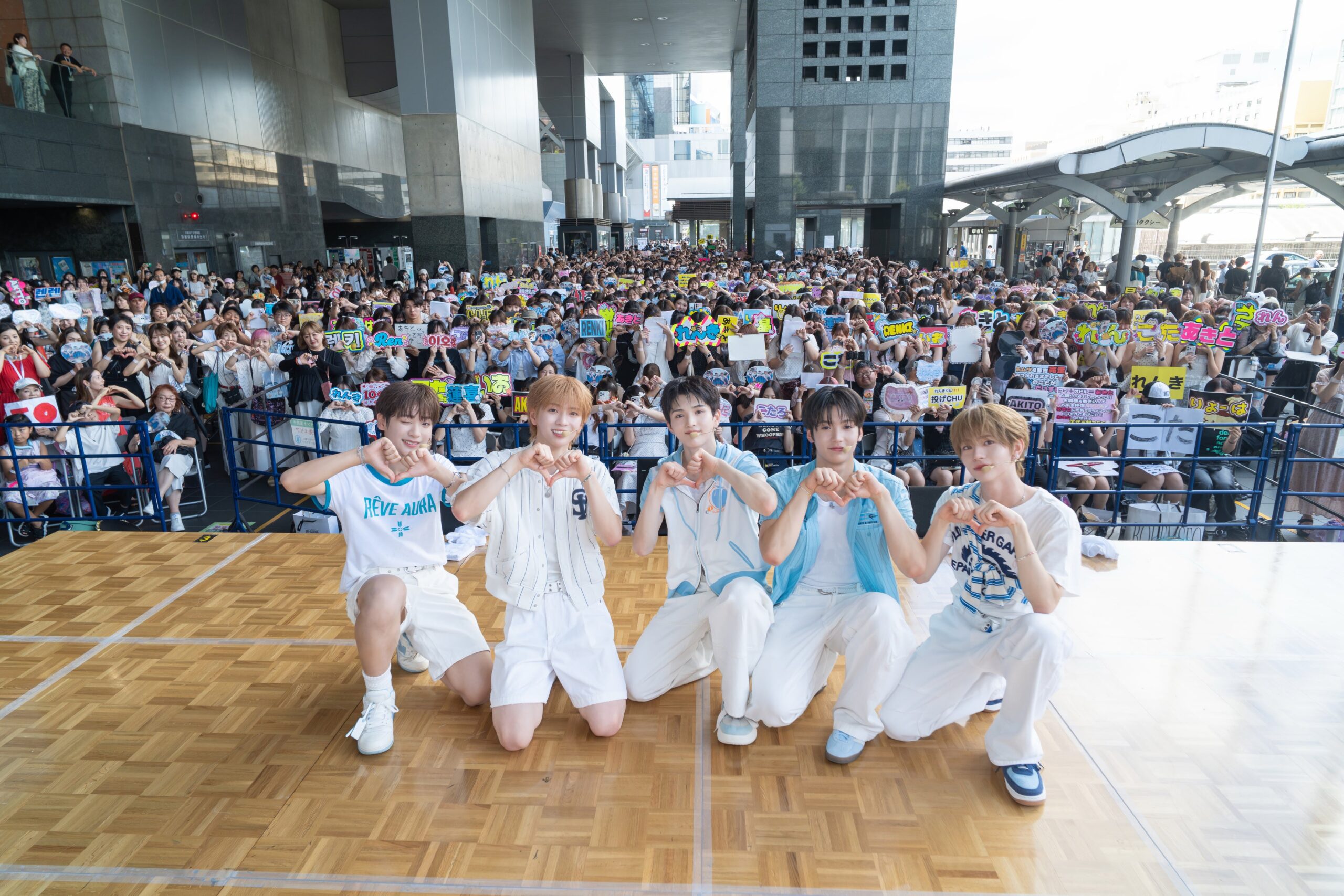 10代5人組VIBY、地元4都市ツアー完走で約3,500人動員 武道館ショーケース最終先行も告知 10代5人組VIBY、地元4都市ツアー完走で約3,500人動員 武道館ショーケース最終先行も告知