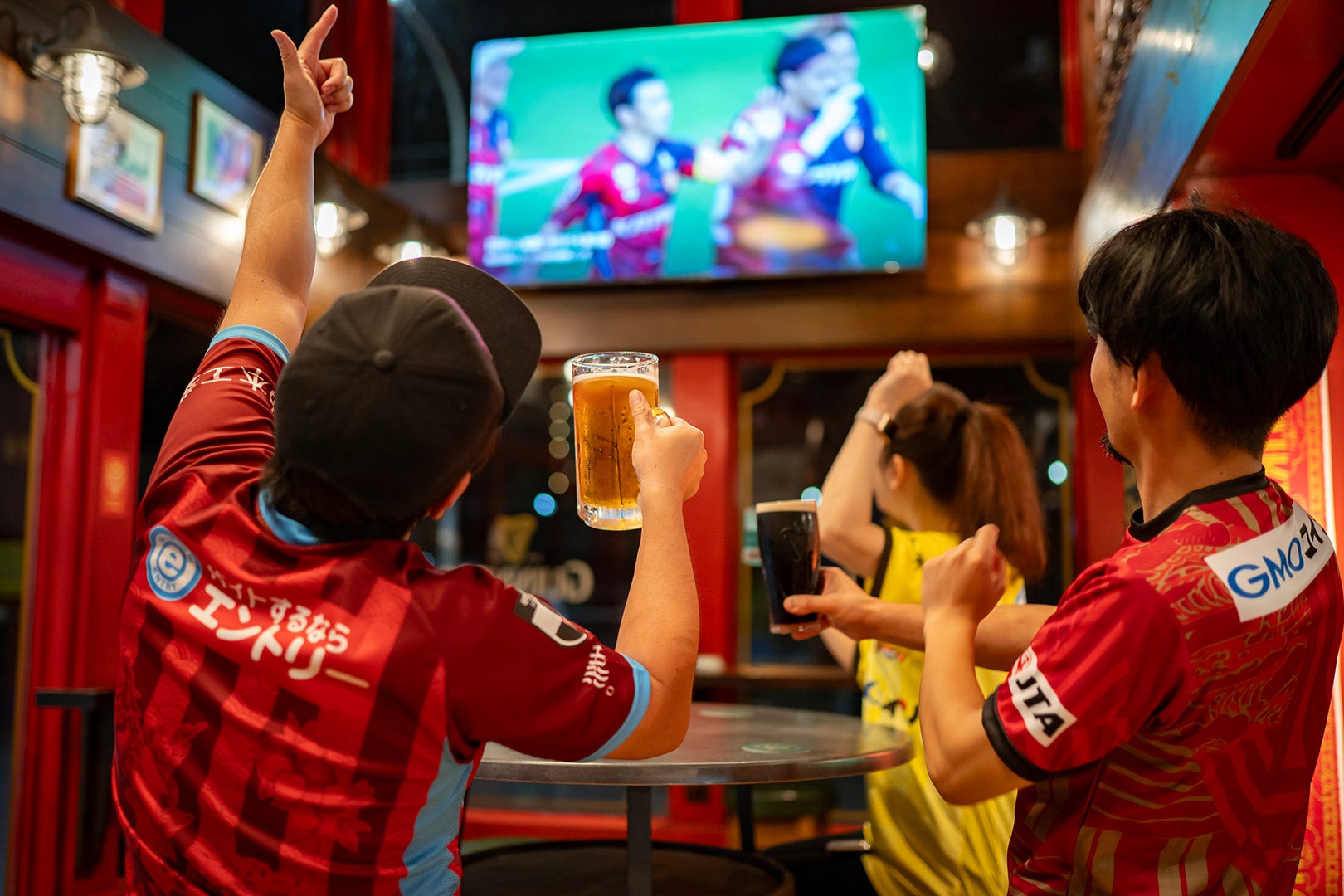 石垣島のアイリッシュパブB&B、J3・FC琉球の公式戦全試合を店内でライブ放映 石垣島のアイリッシュパブB&B、J3・FC琉球の公式戦全試合を店内でライブ放映