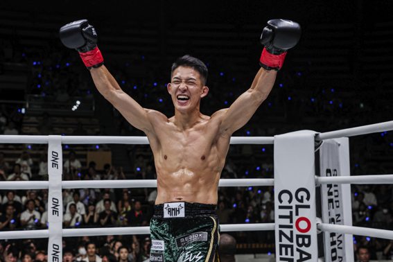 ONE SAMURAI 2でフェザー級トーナメント準決勝進出4選手決定 野杁が1R2分59秒KO ONE SAMURAI 2でフェザー級トーナメント準決勝進出4選手決定 野杁が1R2分59秒KO