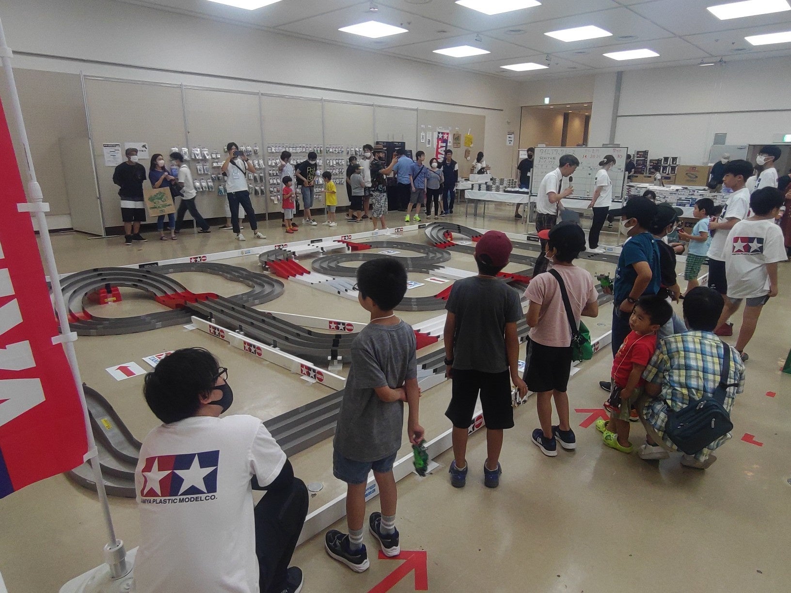 きたゆざわ森のソラニワ、ミニ四駆体験イベントを9〜11月開催 公認コースと歴代150台展示 きたゆざわ森のソラニワ、ミニ四駆体験イベントを9〜11月開催 公認コースと歴代150台展示