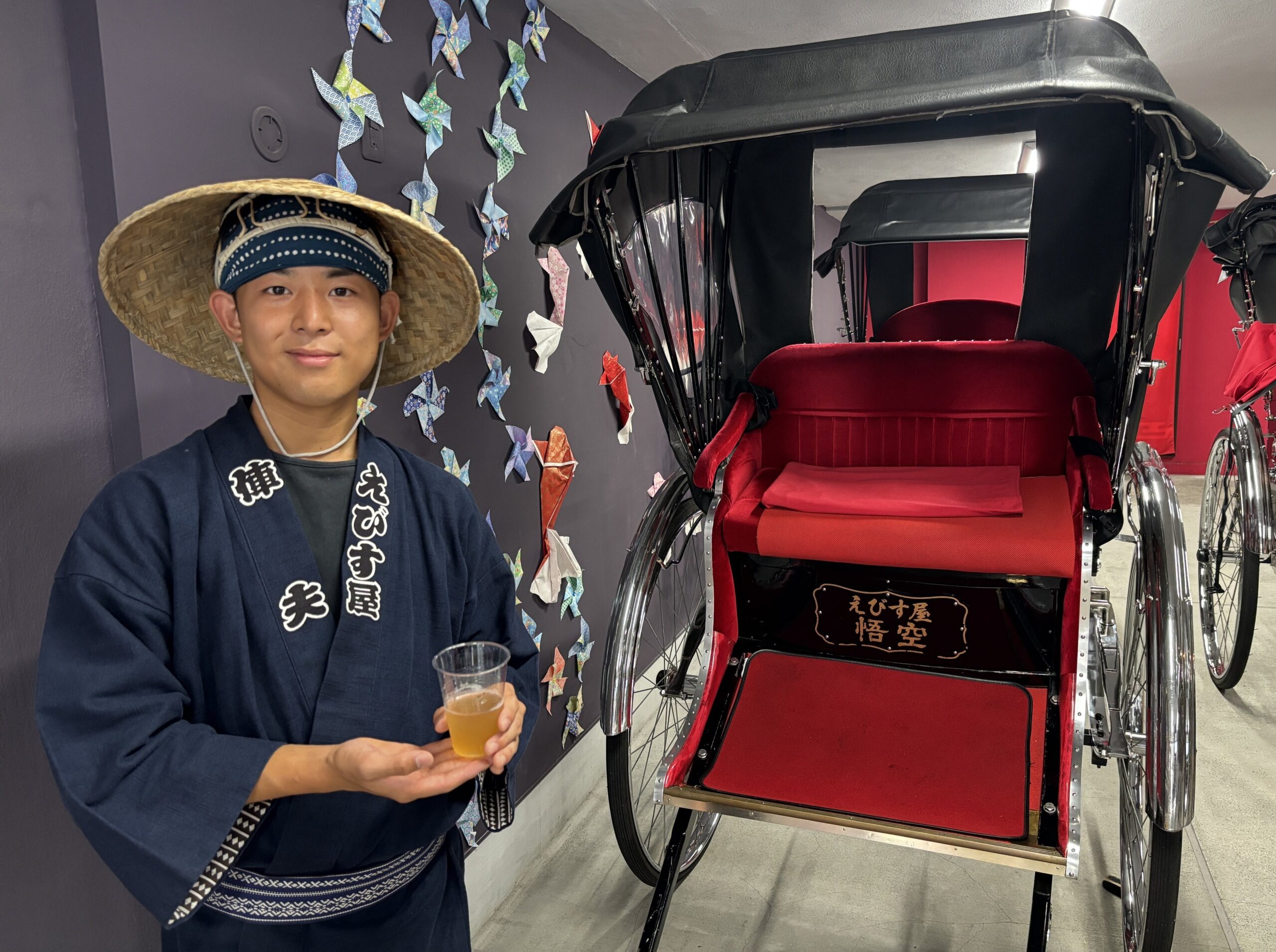 茅乃舎、浅草の人力車「えびす屋」で冷たい飲むだし提供を8月21日まで延長 茅乃舎、浅草の人力車「えびす屋」で冷たい飲むだし提供を8月21日まで延長