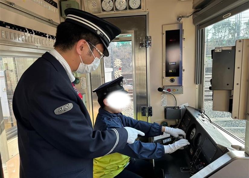 日野市、ふるさと納税で京王7000系の運転・放送体験ツアー　120,000円で6組限定