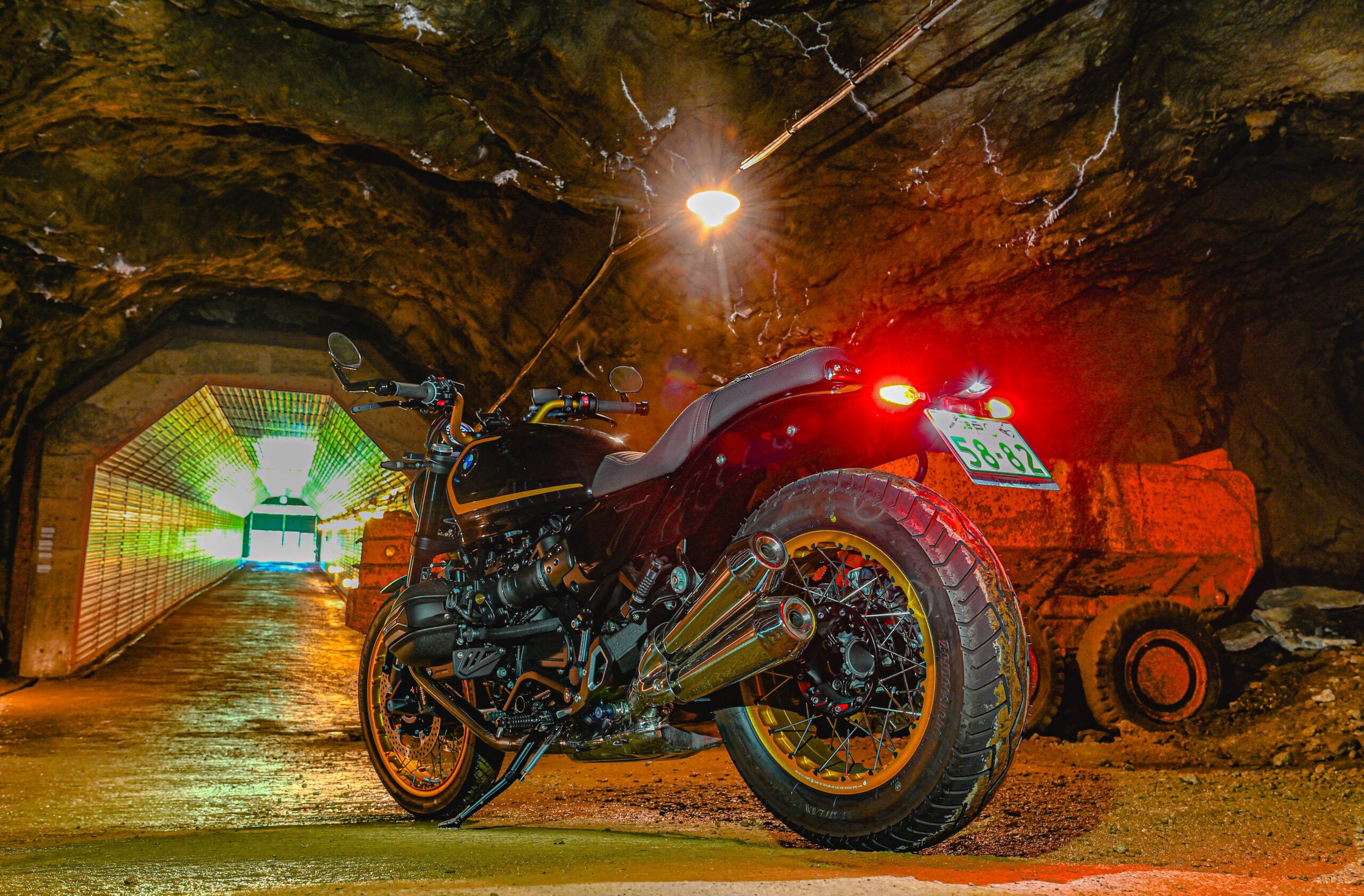 本物の鉱山坑道を自分のバイクで走るラリー、兵庫「鉱石の道」で10月末から4日間 300台募集 本物の鉱山坑道を自分のバイクで走るラリー、兵庫「鉱石の道」で10月末から4日間 300台募集