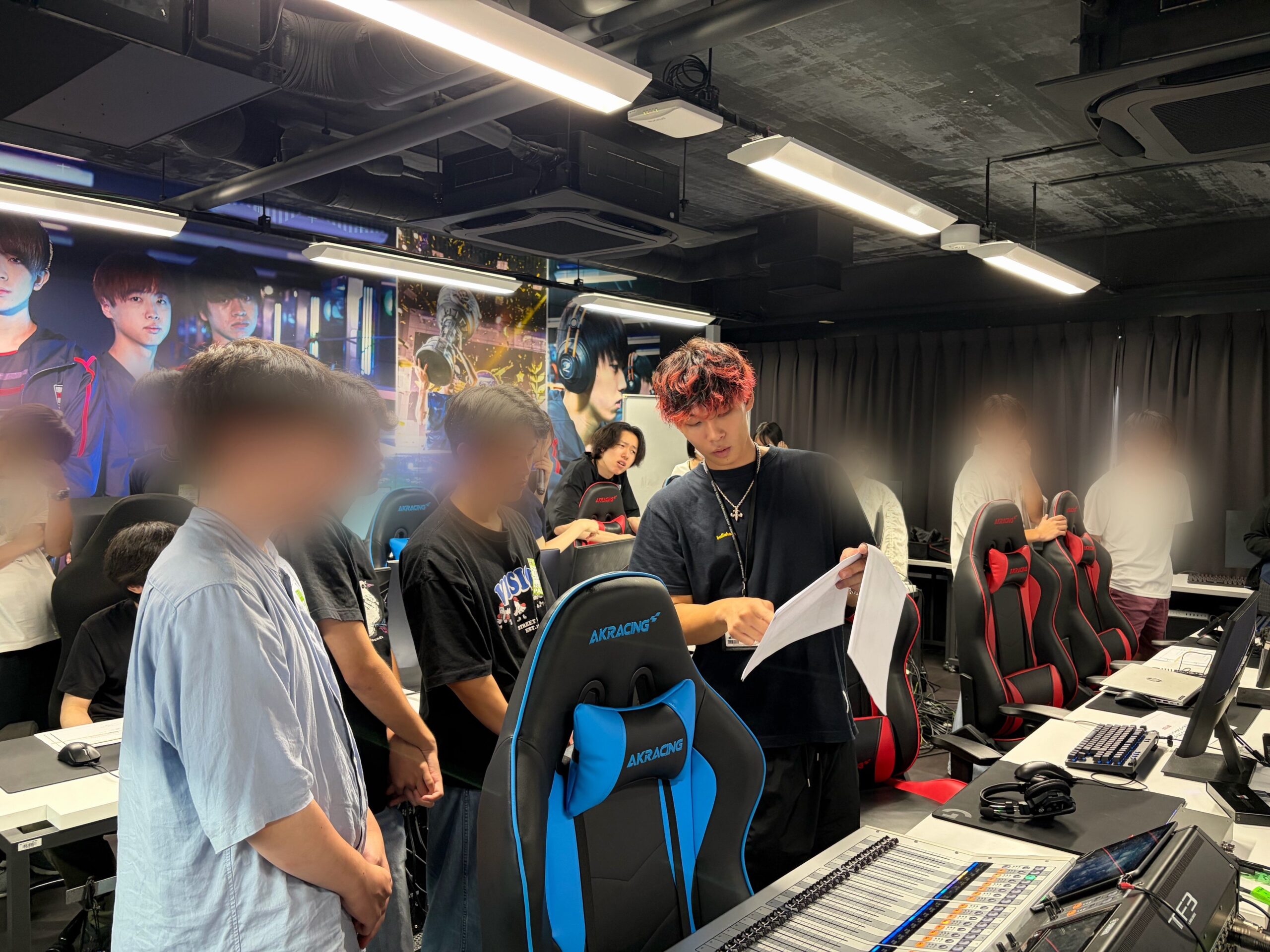 TECH.C.オープンキャンパスで学生主導の「esportsスペシャル授業」、機材解説とミニイベント制作を実施 TECH.C.オープンキャンパスで学生主導の「esportsスペシャル授業」、機材解説とミニイベント制作を実施