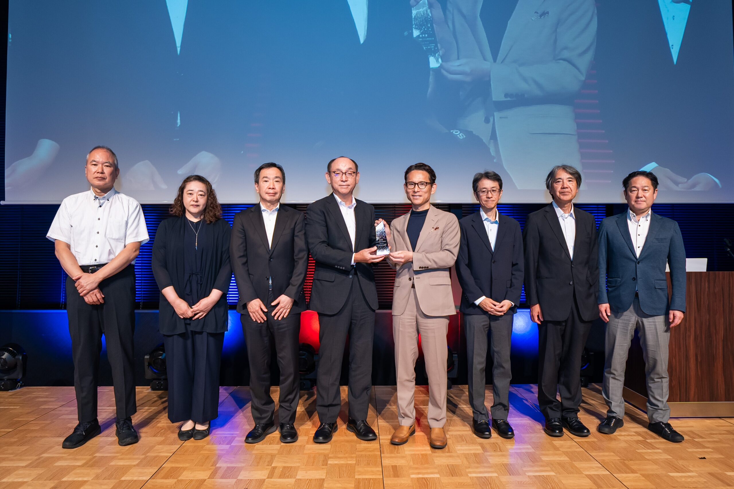 コムシス情報システム、NEC主催会合で「NES AWARD 優秀賞」受賞 コムシス情報システム、NEC主催会合で「NES AWARD 優秀賞」受賞