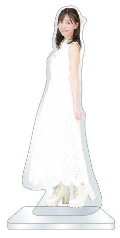 立体サインが触れるアクリルグッズ、佐川印刷が武内愛莉・和泉芳怜で受注販売 立体サインが触れるアクリルグッズ、佐川印刷が武内愛莉・和泉芳怜で受注販売