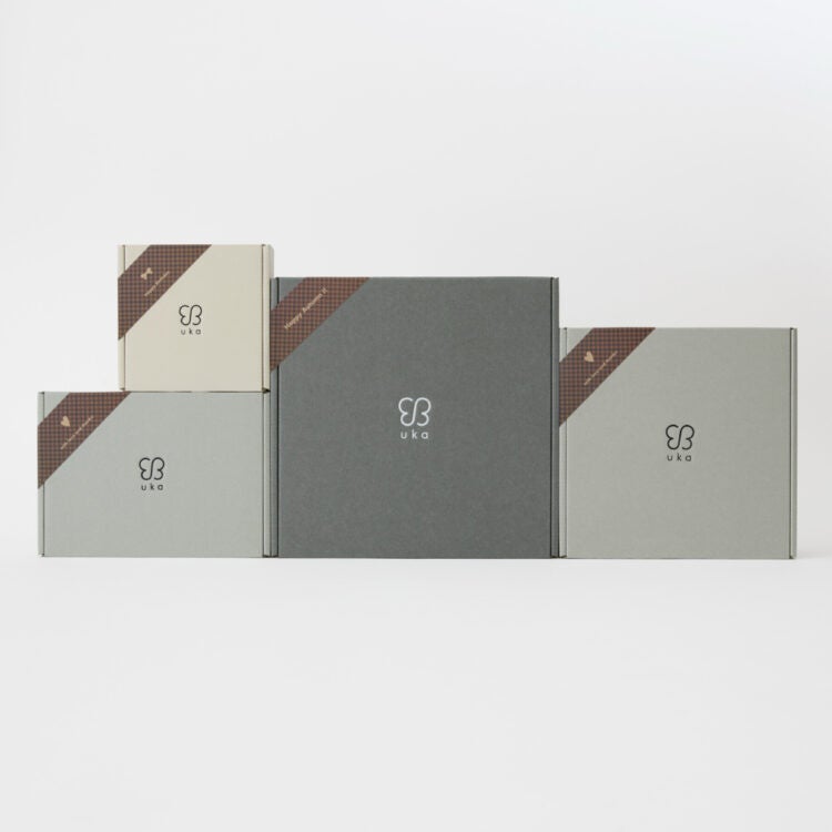 uka、秋冬限定ショッパー2色と秋のギフトラベル3種を9月1日から展開 uka、秋冬限定ショッパー2色と秋のギフトラベル3種を9月1日から展開