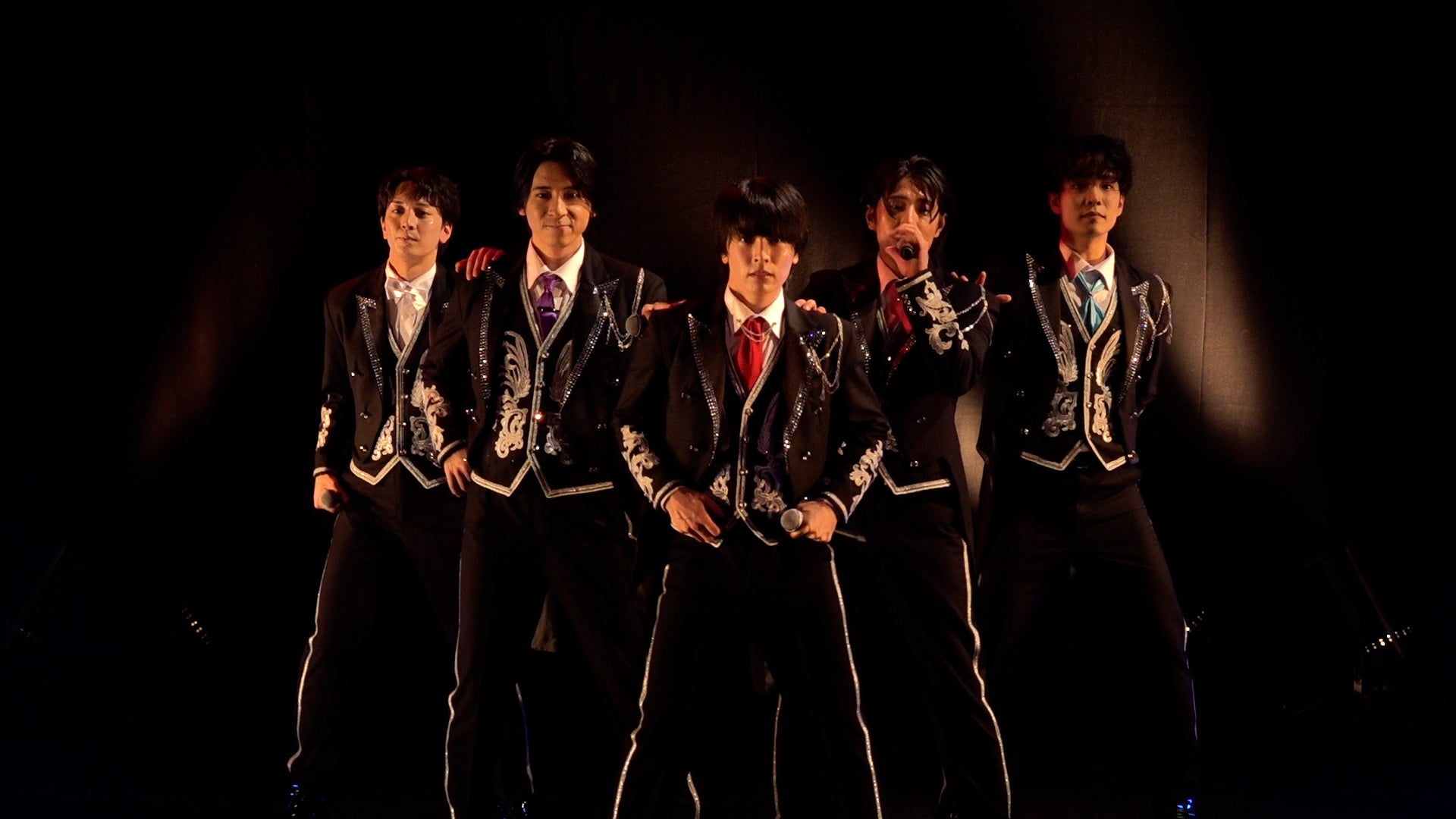 SHiZUKU、12月に3日間のクリスマス公演 浅草花劇場ワンマンと初ディナーショー SHiZUKU、12月に3日間のクリスマス公演 浅草花劇場ワンマンと初ディナーショー
