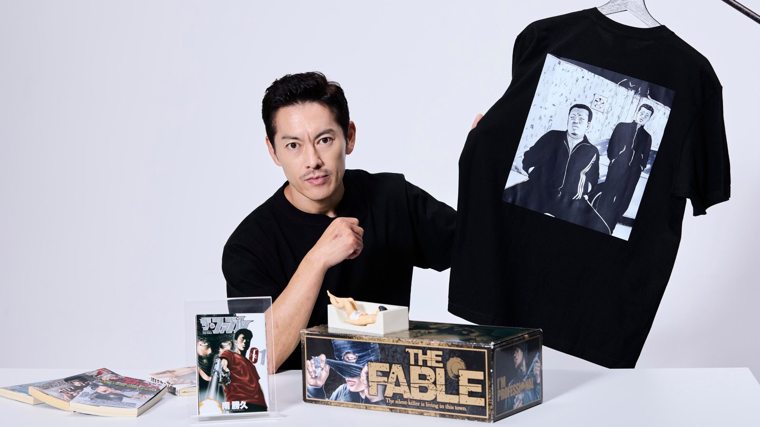 般若が『ザ・ファブル』でTシャツをセルフデザイン、講談社「ヤンマガCLUB」が制作ムービー公開 般若が『ザ・ファブル』でTシャツをセルフデザイン、講談社「ヤンマガCLUB」が制作ムービー公開