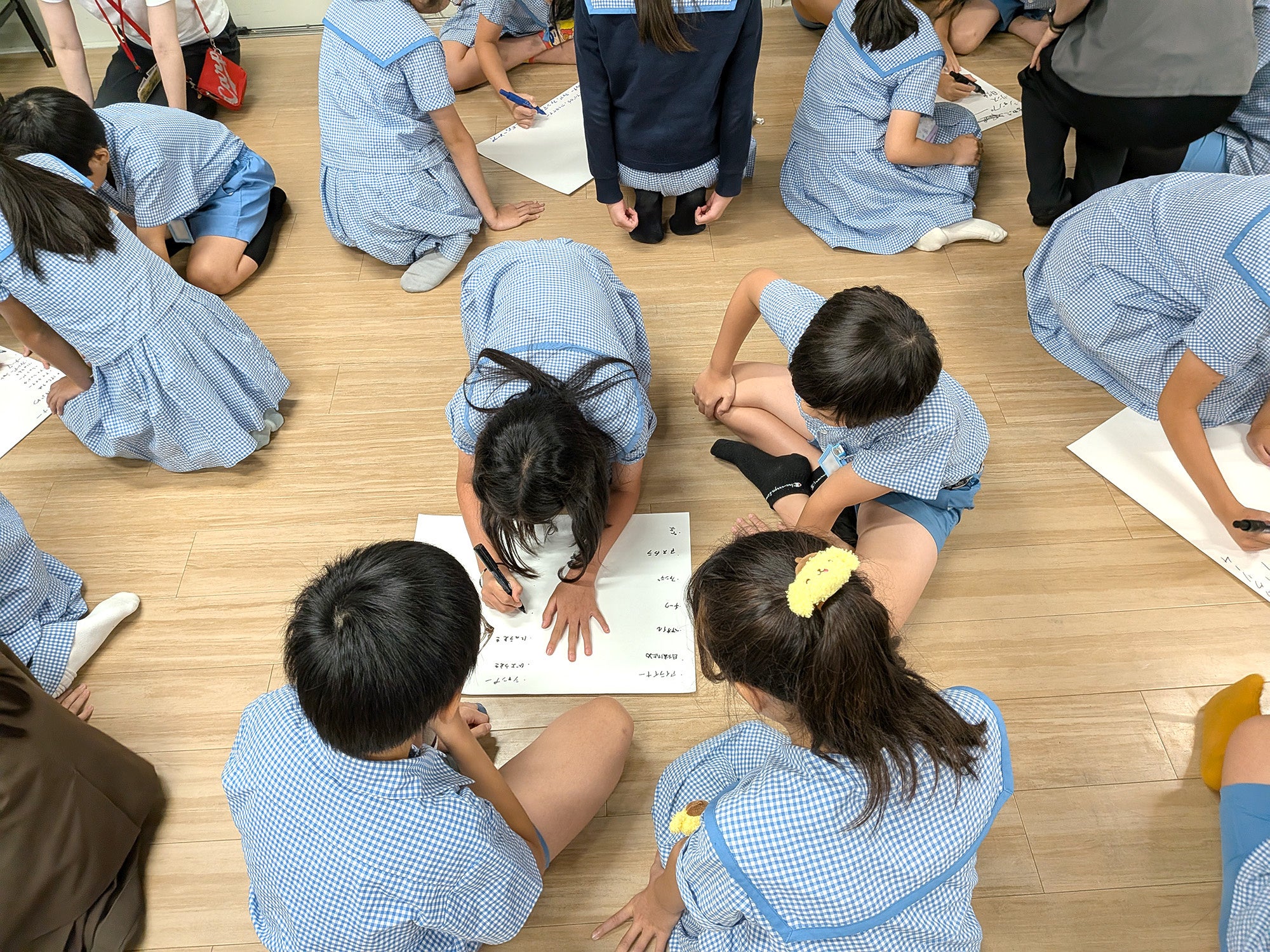 テクノーブル、大阪市立堀江小で小5約240人向け化粧品科学教室を2日間開催 テクノーブル、大阪市立堀江小で小5約240人向け化粧品科学教室を2日間開催