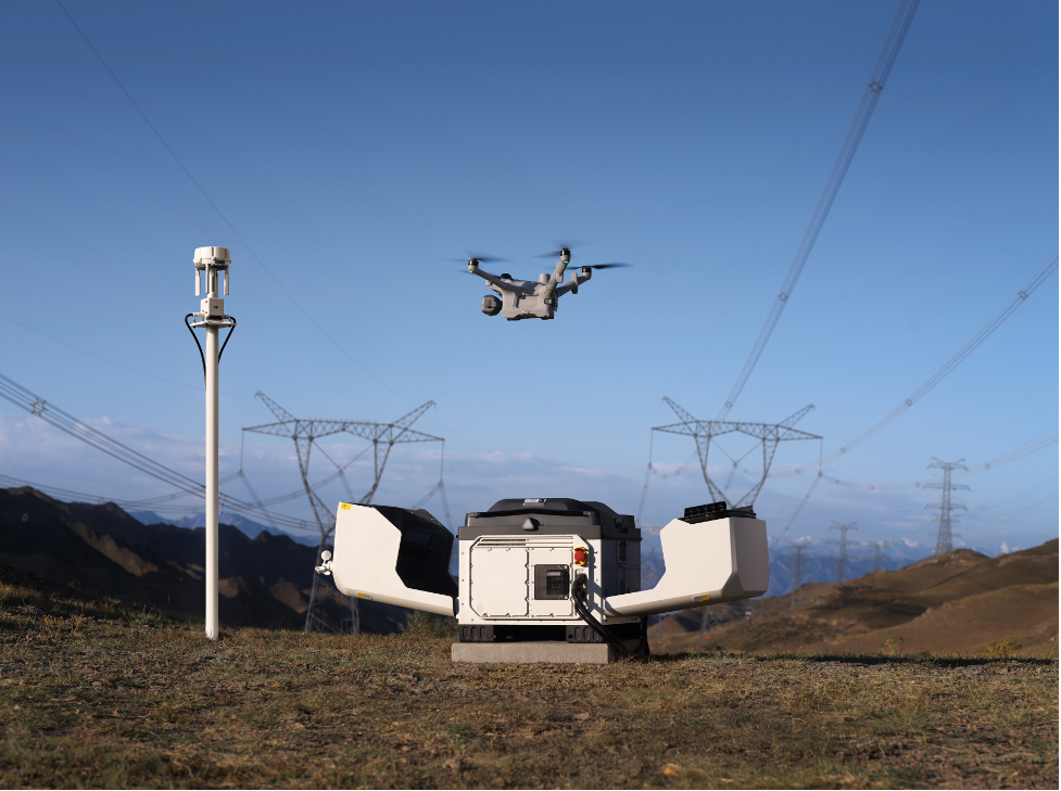 DJI、25秒で自動バッテリー交換する「DJI Dock 4」発売 Matrice 5TDで常時出動の空中支援 DJI、25秒で自動バッテリー交換する「DJI Dock 4」発売 Matrice 5TDで常時出動の空中支援